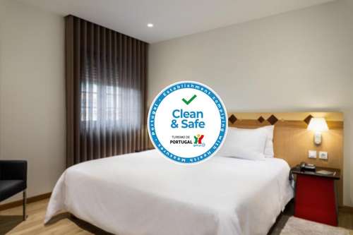 www.hotelaveirocenter.com