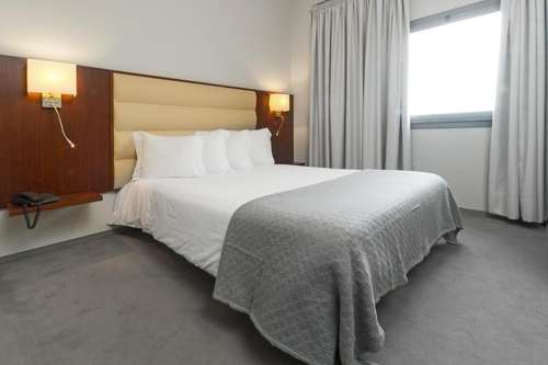 www.pacosferrarahotel.com
