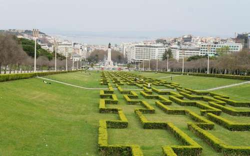www.hotelexcelsior-lisboa.com