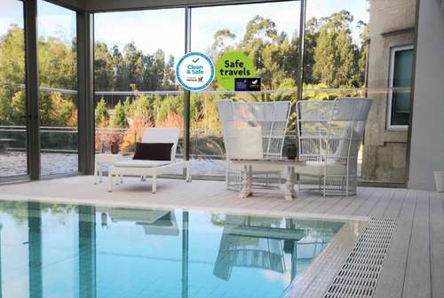 www.sundialgardenssuites.com