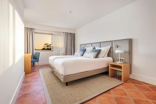 www.thepatiohotel.com