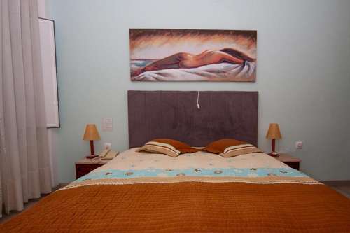 www.hotelleiriense.com