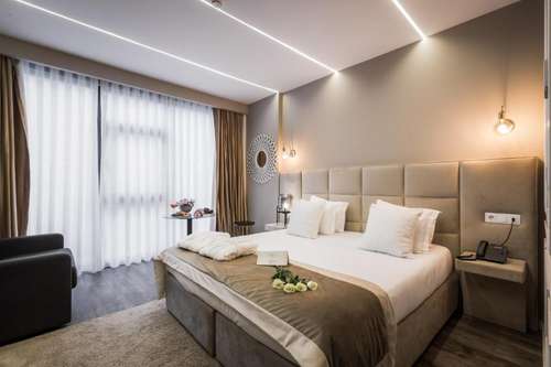 www.rubenshotels.com