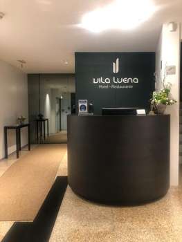 www.vilaluena.com
