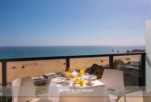 www.hoteldarocha.com