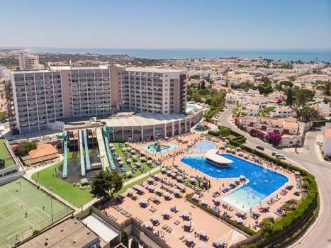 www.jupiteralbufeirahotel.com