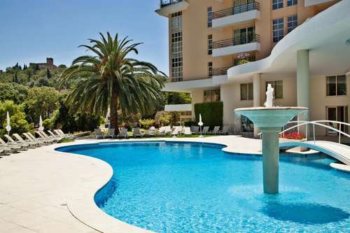 www.hoteldostemplarios.com