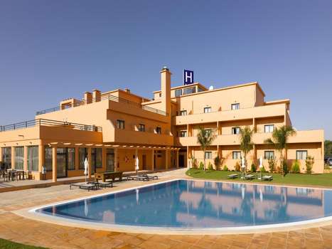 www.hotelpraiasol.com