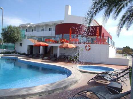 www.casadovalehotel.com