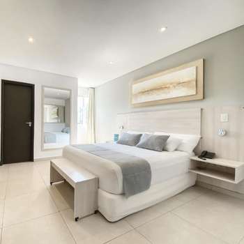 www.danierihotel.com