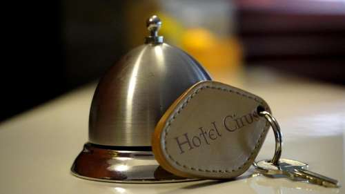 www.hotelcirus.ro