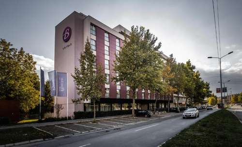 www.bhotels.rs