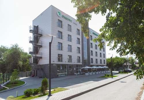 www.rakurs-hotel.ru