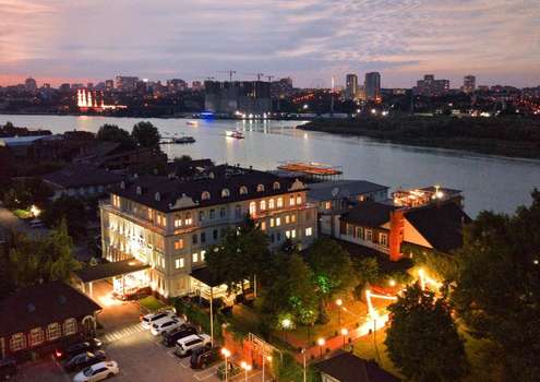 www.petrovsky-prichal.ru