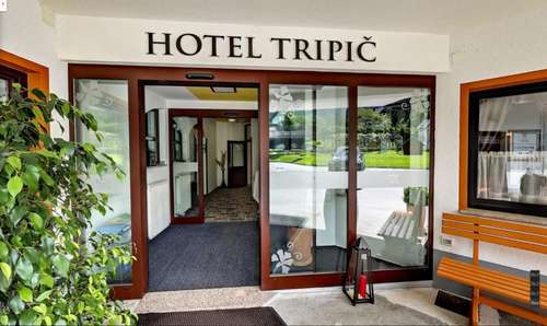 www.hotel-tripic.si