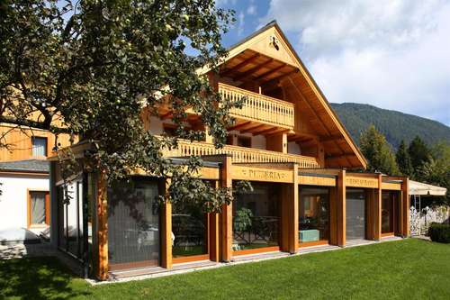 www.hotel-lipa.si