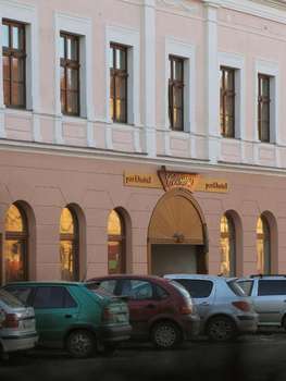 www.parkhotelcentrum.sk