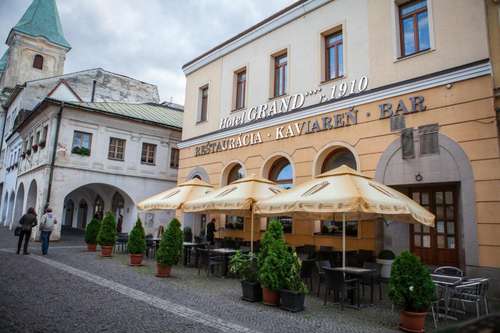 www.hotelgrand.sk