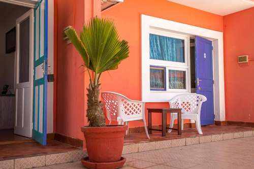 www.hotel-madrague.com