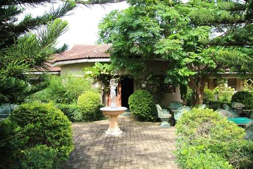 www.hotelroyal-lekey.net