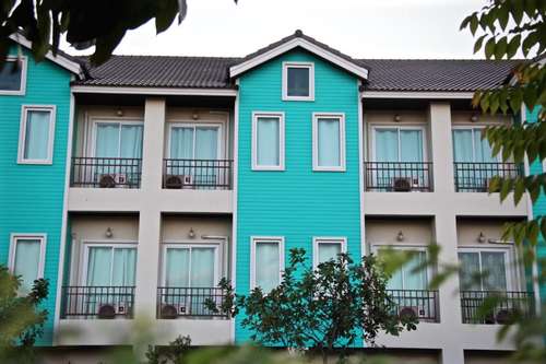 www.greenapplesattahip.com