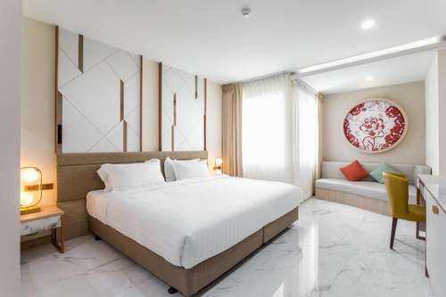 www.the8hoteludonthani.com