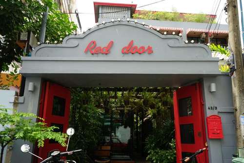 www.reddoorheritage.com