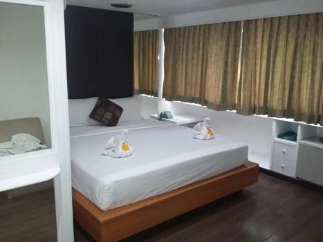www.royalgardenhomehotel.net
