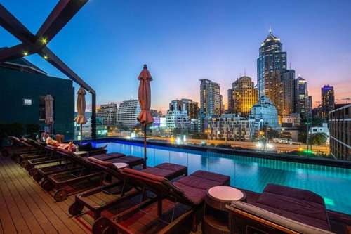 www.hoteliconbangkok.com
