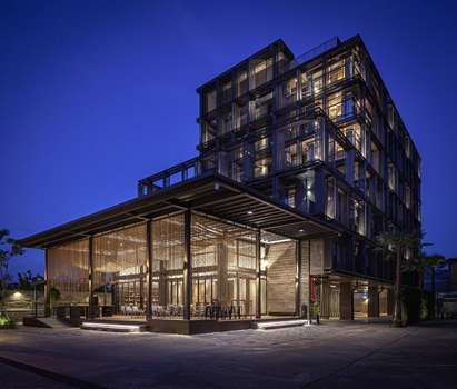 www.navakiteldesignhotel.com