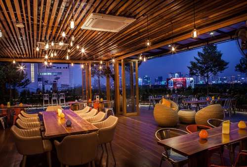 www.metropratunamboutiquehotel.com