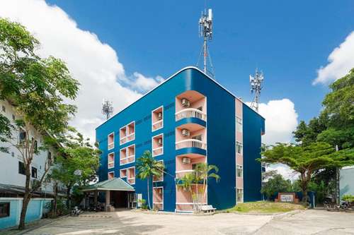 www.mayfahotelphuket.com