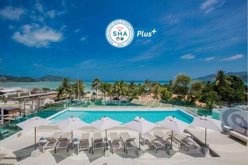 www.theblochotel.com