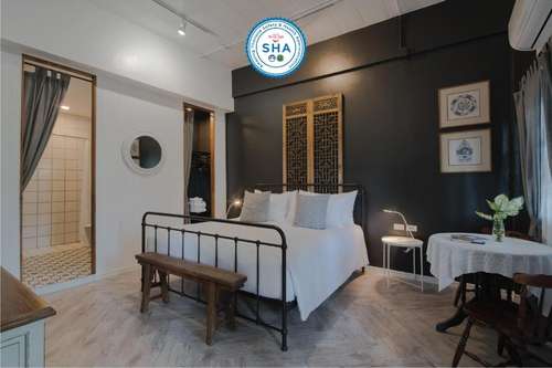 www.blumonkeyhotels.com