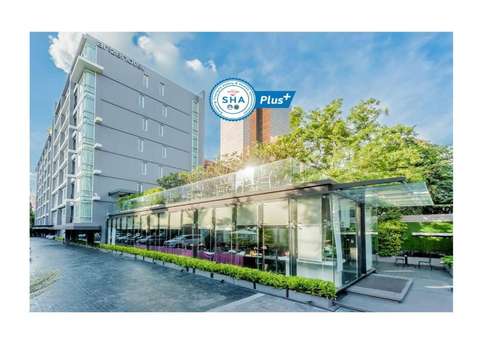 www.arizehotel.com