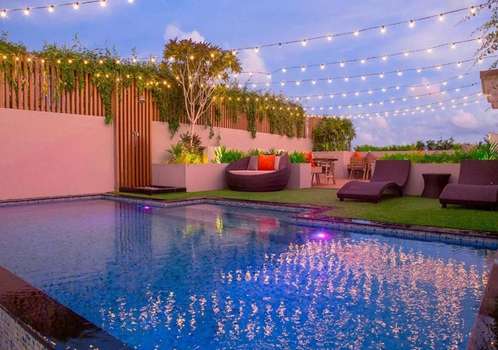 www.hotelsofphuket.com