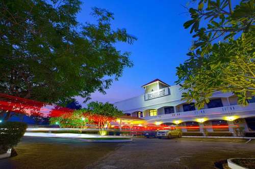 www.themercyhotel.com
