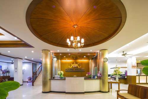 www.azurephukethotel.com
