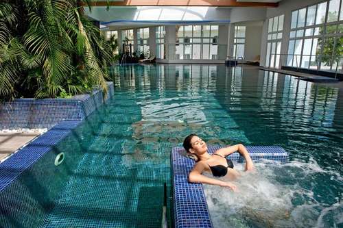 www.hotelroyalkenz.com