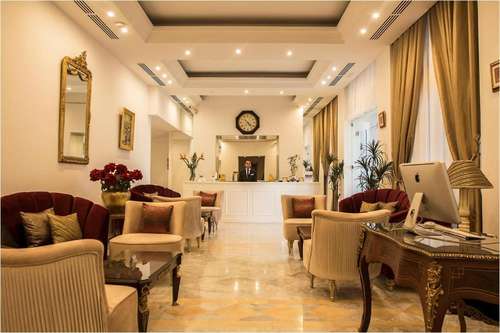 www.hotel-lamaisonblanche.com