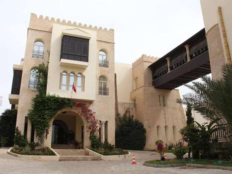 www.hotelborjdhiafa.com