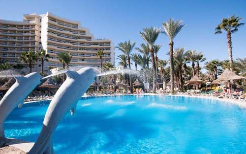 www.hotelriadhpalms.com