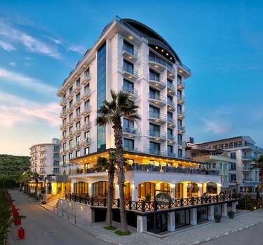 www.ayvalikcinarhotel.com