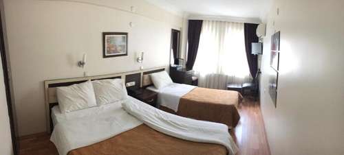www.grandmarkhotel.com