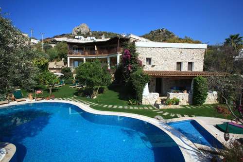 www.sandima37suites.com