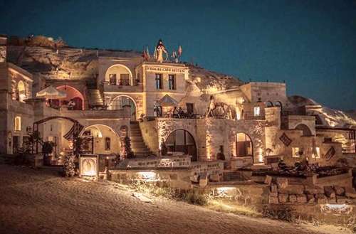 www.phocascavesuites.com