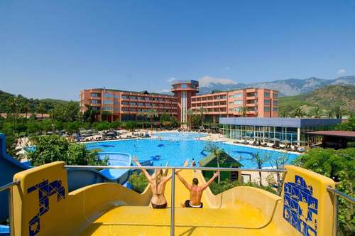 www.simenahotels.com