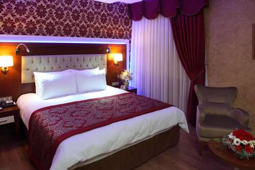 www.otelsenbayrakcity.com