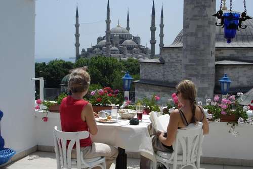 www.hotelsultanahmet.com
