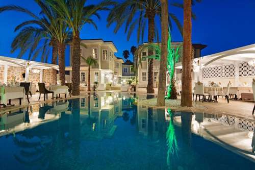 www.eleganceeasthotel.com